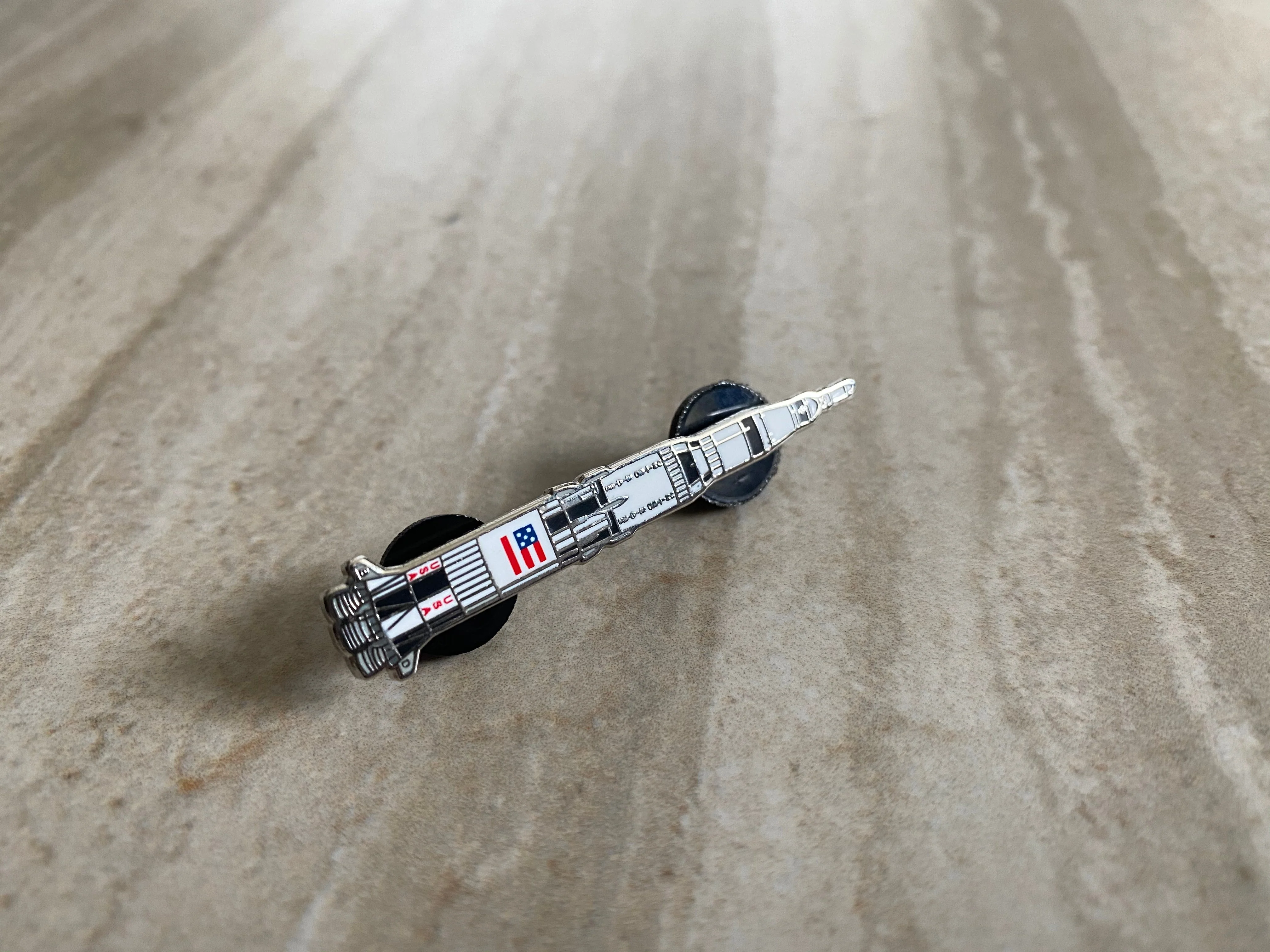 Saturn V Launch Vehicle Enamel Pin - Image 4